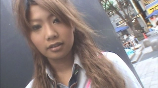 高颜值性感红唇大奶妹子吊带睡衣自慰诱惑，揉搓奶子舔奶头跳蛋塞逼翘起屁股