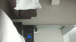 大陸AV剧情：爱吃醋的女友色诱束缚男友打炮.