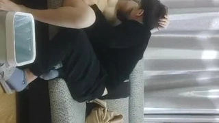 卡通少女在浴室里变得淘气 - Hentai视频,特色是一个美丽的红发女郎,胸部很大