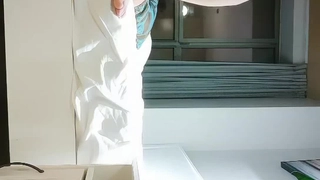 圣僧中蛊之后海口手势验证高清后入，偷着拿掉套子没被发现内射（完整看#介）