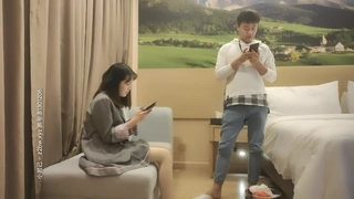舔阴部和舔阴部:双性恋好奇朋友的女同性恋体验