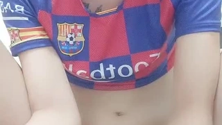 无毛少女和大鸡巴的激烈肛交游戏