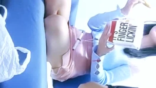 偷自30岁人妻的骚逼